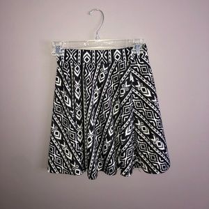Black and white pattern skirt.